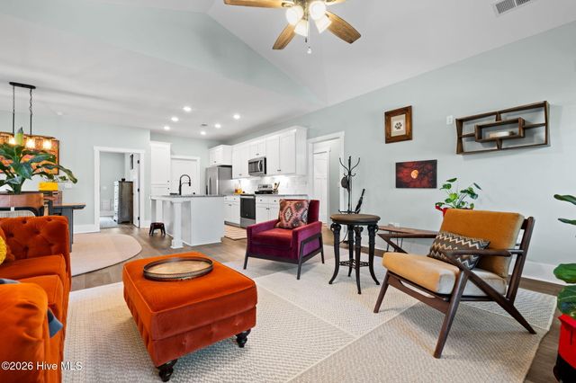 116 NE 13th Street, Oak Island, NC 28465