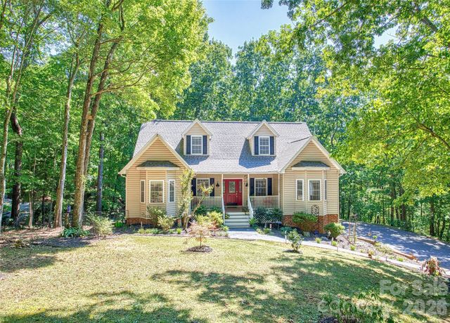 28 Gentlewood Trail, Candler, NC 28715