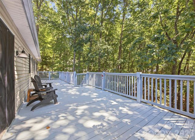 28 Gentlewood Trail, Candler, NC 28715