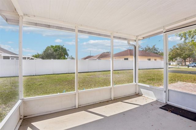 8816 SEA ISLAND WAY, Tampa, FL 33635