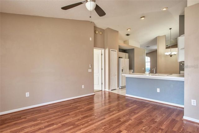 8816 SEA ISLAND WAY, Tampa, FL 33635