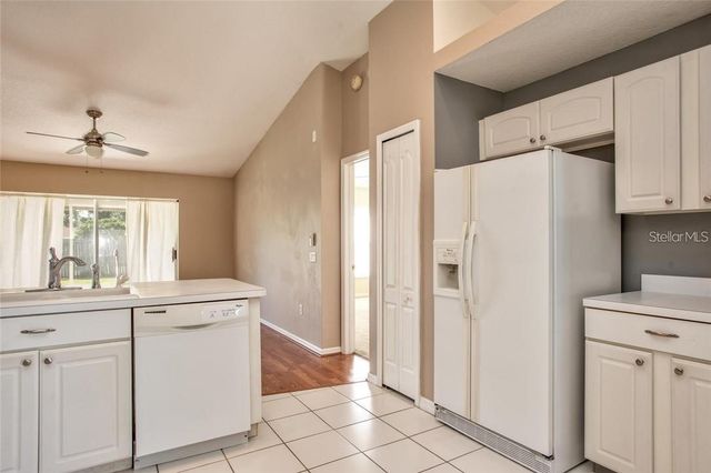 8816 SEA ISLAND WAY, Tampa, FL 33635