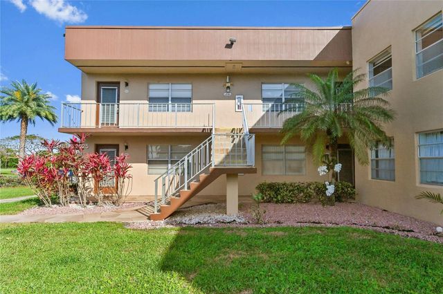 528 Burgundy K K, Delray Beach, FL 33484