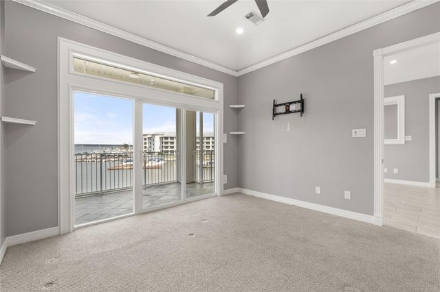 168 Lake Point Boulevard C301, Conroe, TX 77356