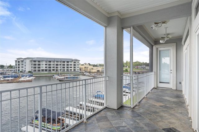 168 Lake Point Boulevard C301, Conroe, TX 77356