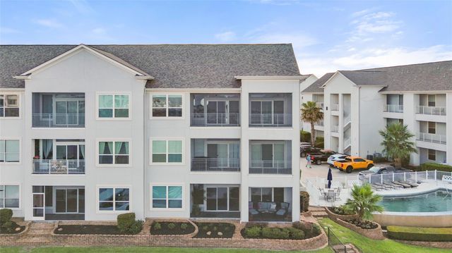 168 Lake Point Boulevard C301, Conroe, TX 77356