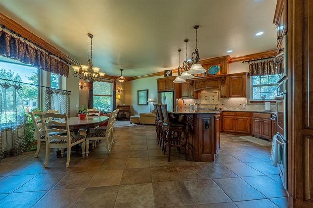 13410 Silver Ridge Road, Yukon, OK 73099