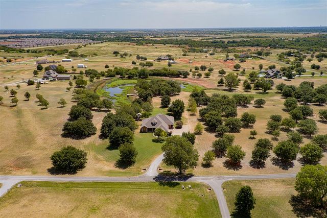 13410 Silver Ridge Road, Yukon, OK 73099
