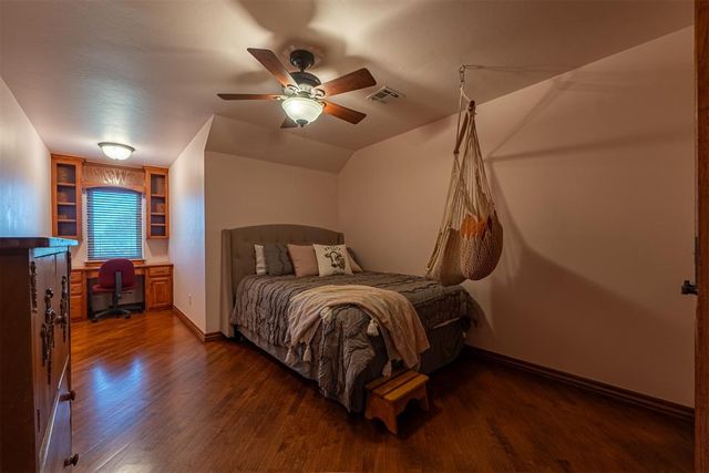 13410 Silver Ridge Road, Yukon, OK 73099