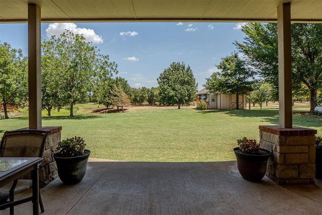13410 Silver Ridge Road, Yukon, OK 73099