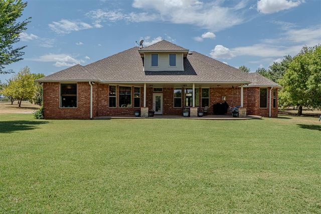 13410 Silver Ridge Road, Yukon, OK 73099