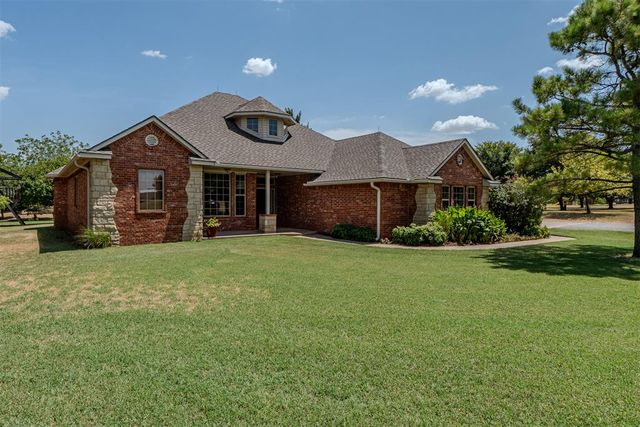 13410 Silver Ridge Road, Yukon, OK 73099