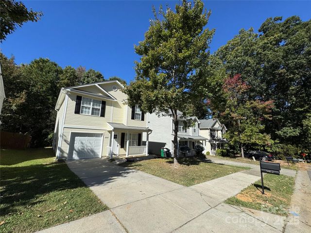 5412 Henderson Oaks Drive, Charlotte, NC 28269