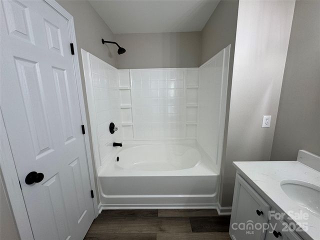 5412 Henderson Oaks Drive, Charlotte, NC 28269