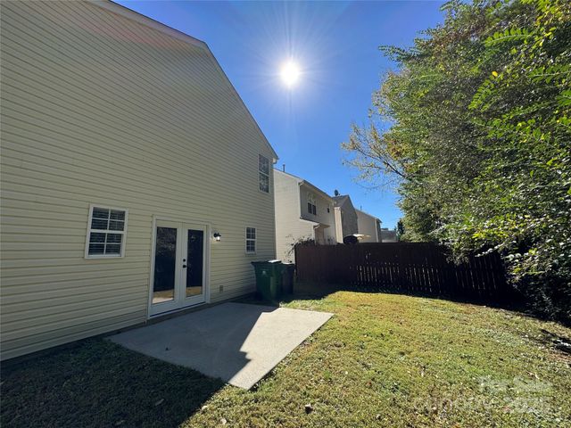 5412 Henderson Oaks Drive, Charlotte, NC 28269