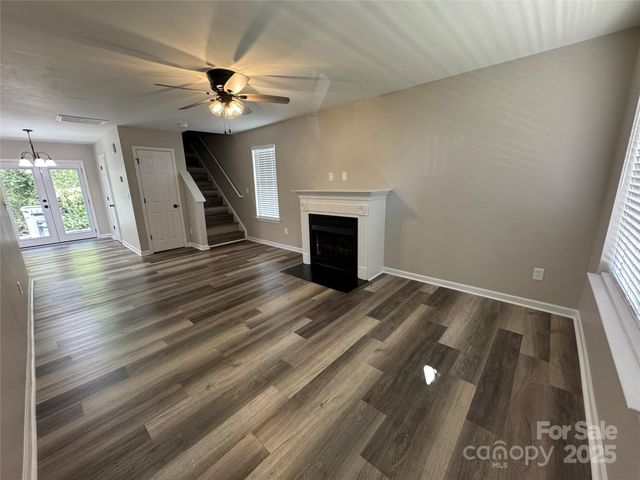 5412 Henderson Oaks Drive, Charlotte, NC 28269