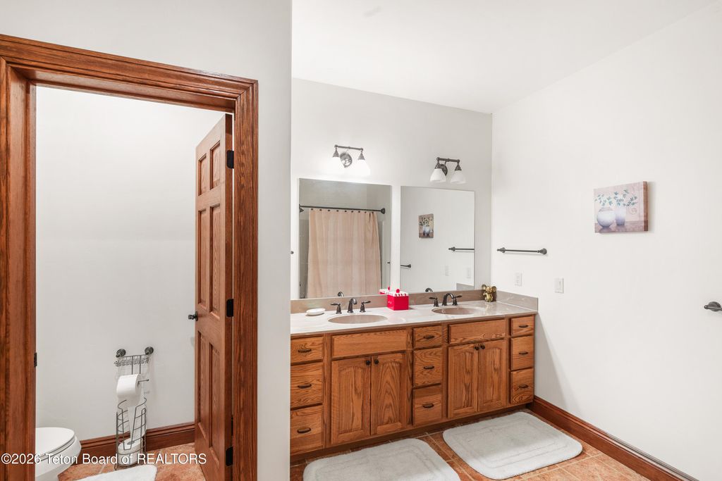 2220 ASPEN HOLLOW Road, Bedford, WY 83112 photo 26