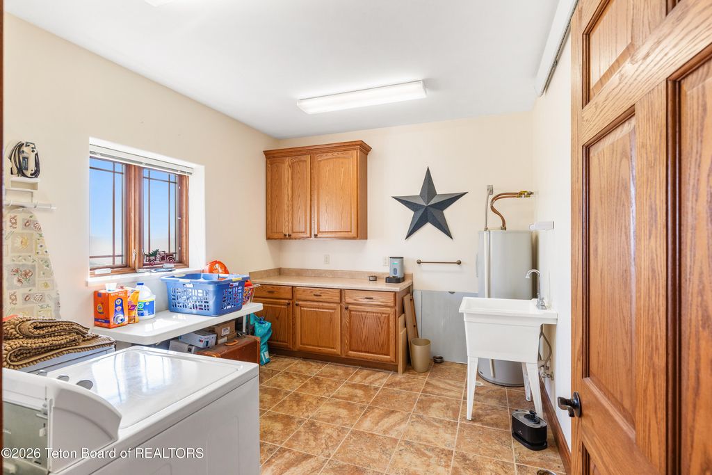 2220 ASPEN HOLLOW Road, Bedford, WY 83112 photo 30