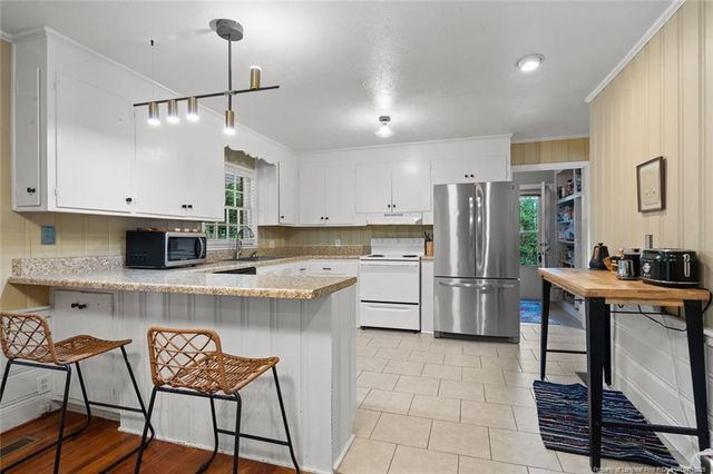 2613 N Edgewater Drive, Fayetteville, NC 28303