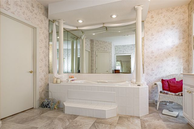 4675 Leprechaun Lane, Cedar Rapids, IA 52411