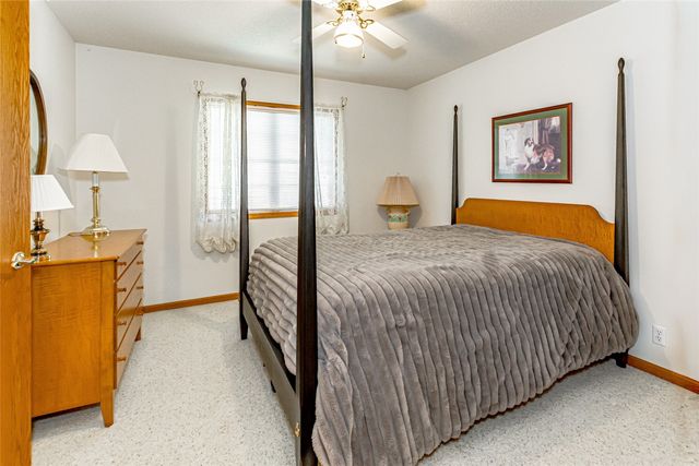 4675 Leprechaun Lane, Cedar Rapids, IA 52411