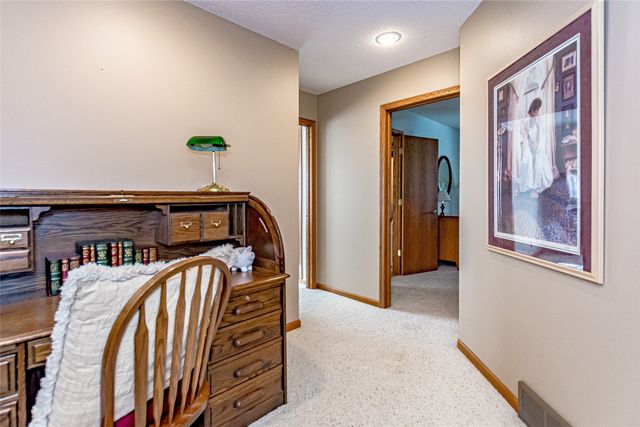 4675 Leprechaun Lane, Cedar Rapids, IA 52411