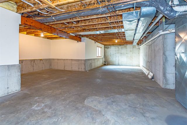 4675 Leprechaun Lane, Cedar Rapids, IA 52411