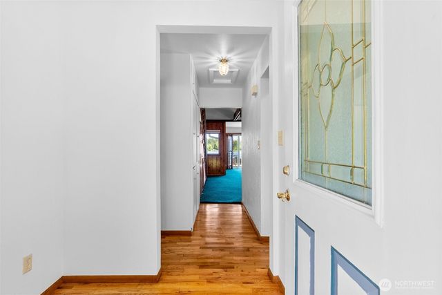 7002 Lakeside ST SW, Olympia, WA 98512