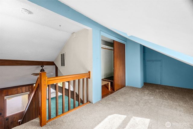 7002 Lakeside ST SW, Olympia, WA 98512