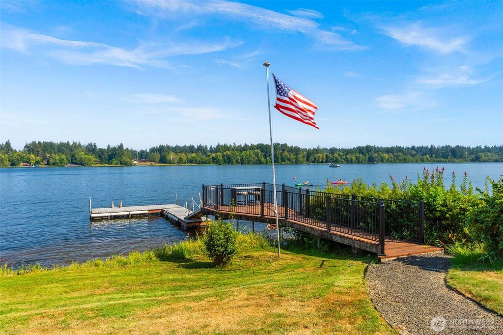 7002 Lakeside ST SW, Olympia, WA 98512