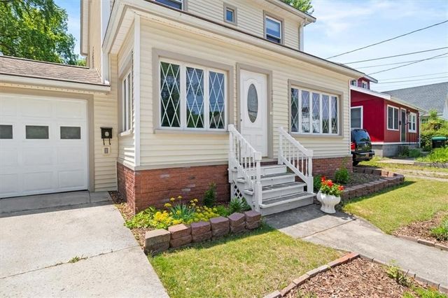 247 Point Pleasant Rd Road, Irondequoit, NY 14622