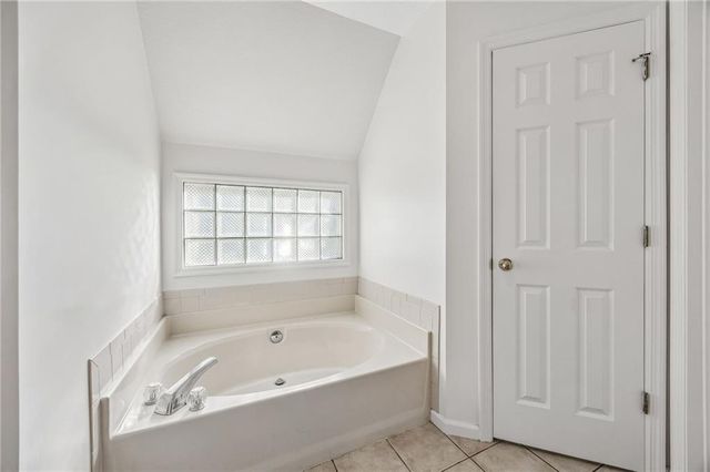 210 Chase Court N, St. Marys, GA 31558