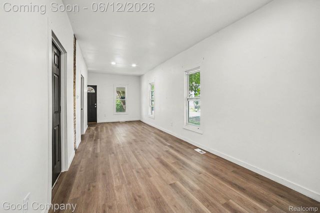 701 11th Street, Bay City, MI 48708
