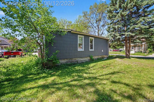 701 11th Street, Bay City, MI 48708