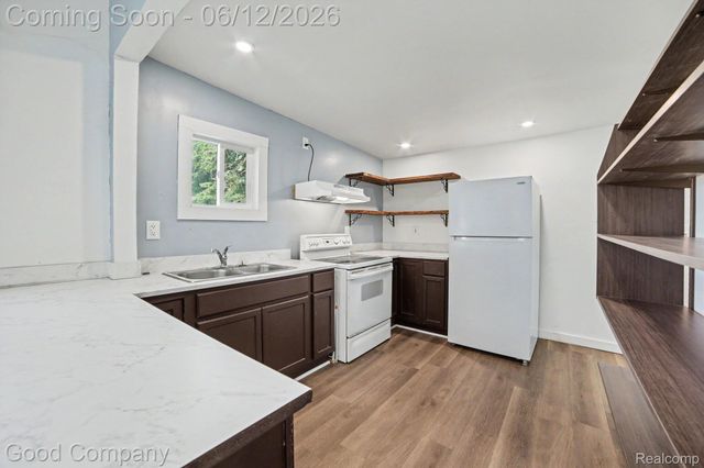 701 11th Street, Bay City, MI 48708