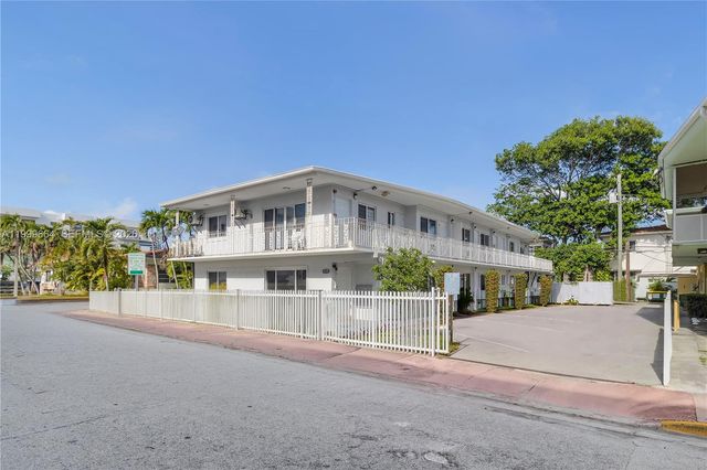 8129 Abbott Ave 10, Miami Beach, FL 33141