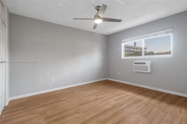 8129 Abbott Ave 10, Miami Beach, FL 33141