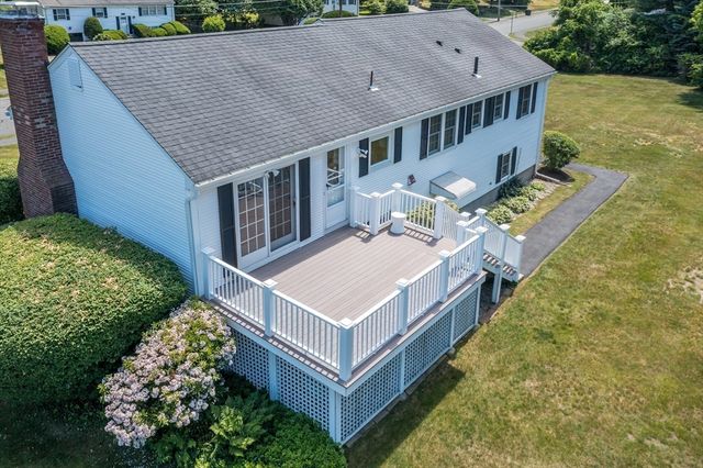 9 Riverbend Dr, Natick, MA 01760