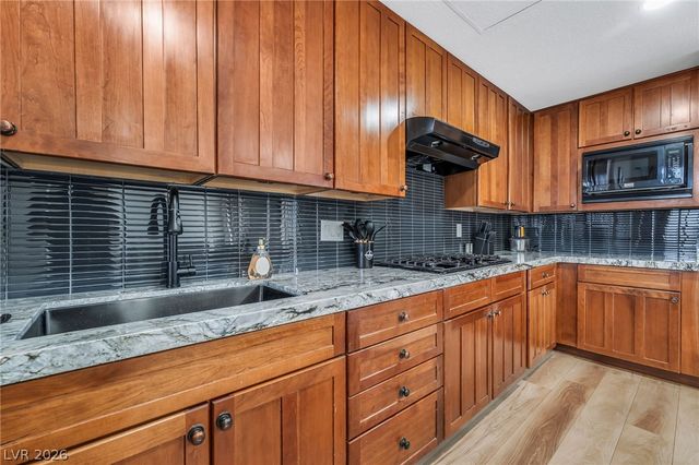 104 Appian Way, Henderson, NV 89002