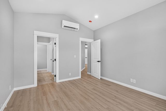 3233 Garner Way, Medford, OR 97504