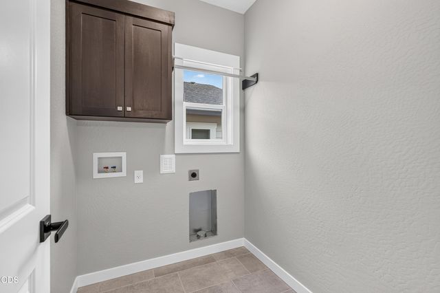 3233 Garner Way, Medford, OR 97504