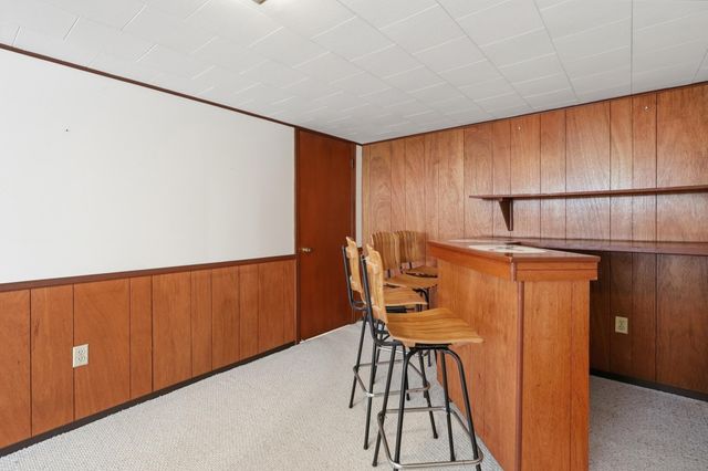 8409 32nd Place N, Crystal, MN 55427