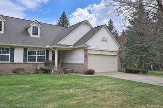 110 Four Seasons Drive, Orion Charter Township, MI 48360