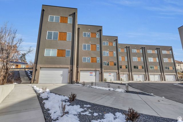 243 E BURCH PL, South Ogden, UT 84405