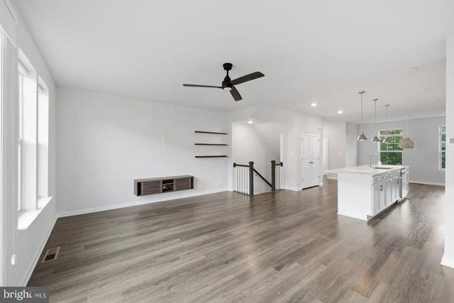 9309 BARNES LOOP, Manassas, VA 20110