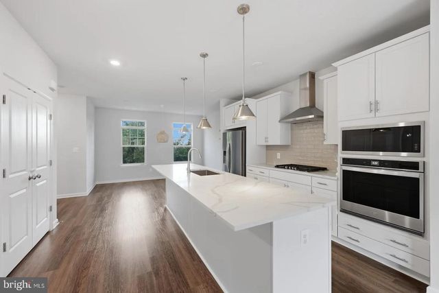 9309 BARNES LOOP, Manassas, VA 20110