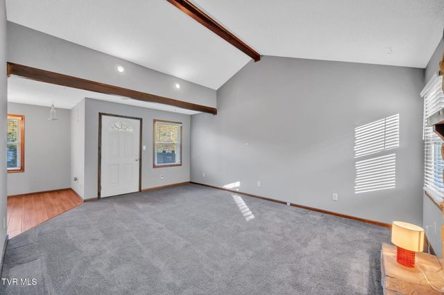 2 Broadwood Circle, Johnson City, TN 37604