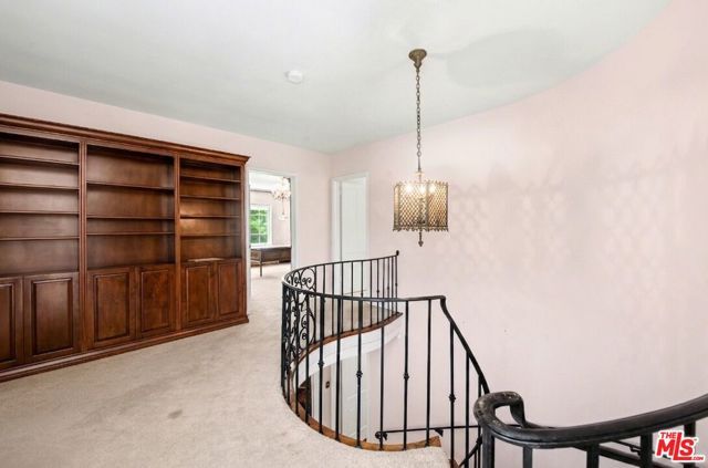 608 Trenton Drive, Beverly Hills, CA 90210