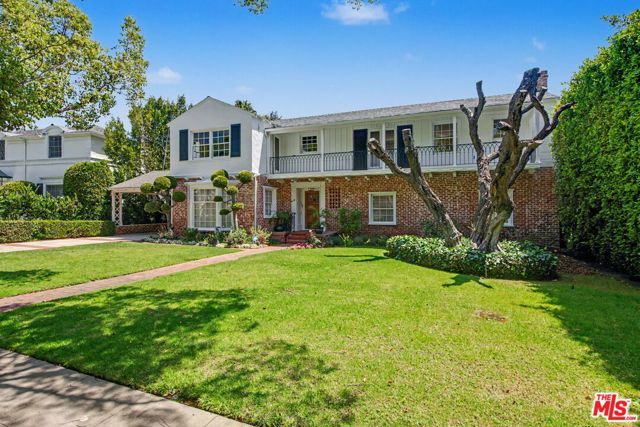 608 Trenton Drive, Beverly Hills, CA 90210