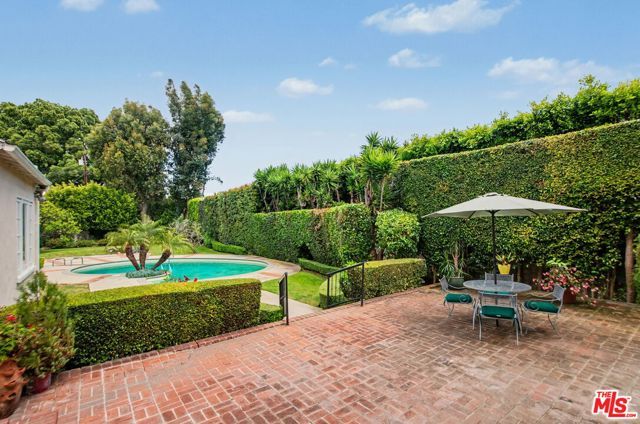 608 Trenton Drive, Beverly Hills, CA 90210